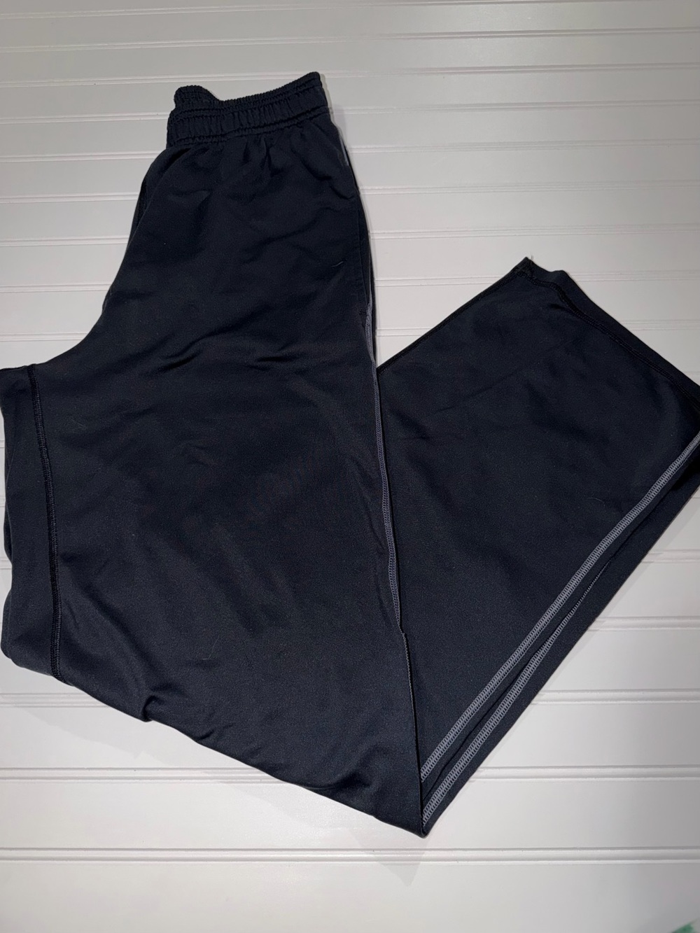 Under Armour Loose Fit Pants Small